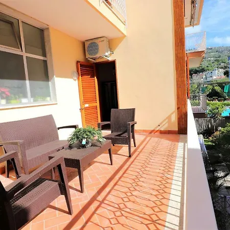 Cocumella 10 Apartment
